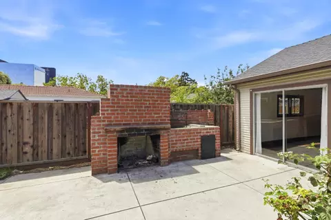 Exterior - 99 E Hedding St, San Jose, CA 95112 photo 6 of 15