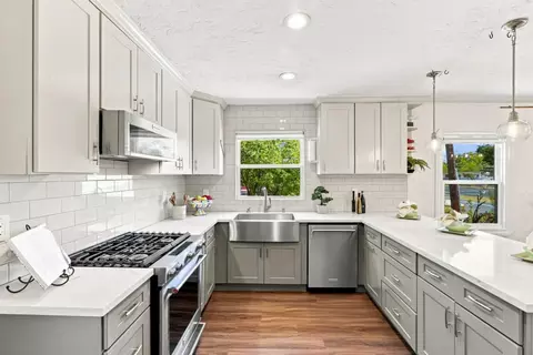Kitchen - 99 E Hedding St, San Jose, CA 95112 photo 2 of 5