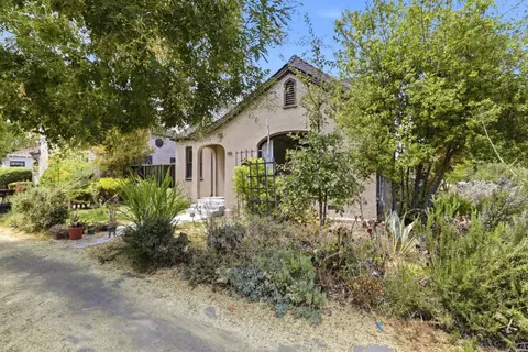 Exterior - 99 E Hedding St, San Jose, CA 95112 photo 11 of 15