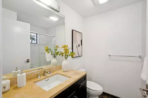 Bath - 3375 17th St 311, San Francisco, CA 94110 photo 1 of 4