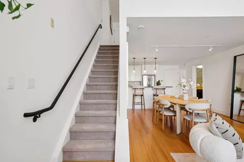 Entry Way - 3375 17th St 311, San Francisco, CA 94110 photo 3 of 3