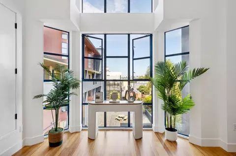 Entry Way - 3375 17th St 311, San Francisco, CA 94110 photo 1 of 3