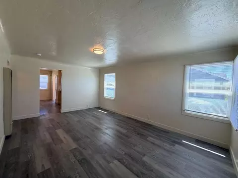 Living - 146 Rodeo Ave, Salinas, CA 93906 photo 1 of 3