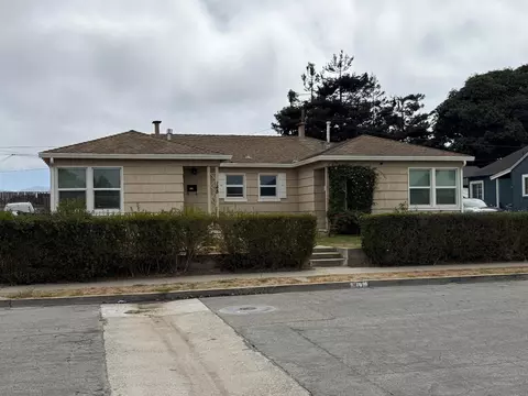 Exterior - 146 Rodeo Ave, Salinas, CA 93906 photo 3 of 3