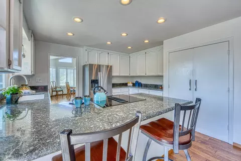 Kitchen - 301 Karen Ct, Aromas, CA 95004 photo 3 of 7