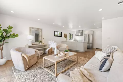 Living - 1096 Valencia Way, Pacifica, CA 94044 photo 3 of 3