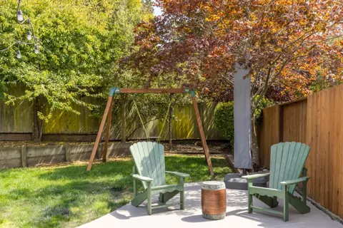 Exterior - 1096 Valencia Way, Pacifica, CA 94044 photo 3 of 10