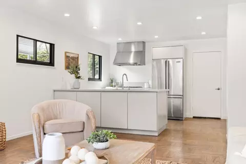 Kitchen - 1096 Valencia Way, Pacifica, CA 94044 photo 1 of 9