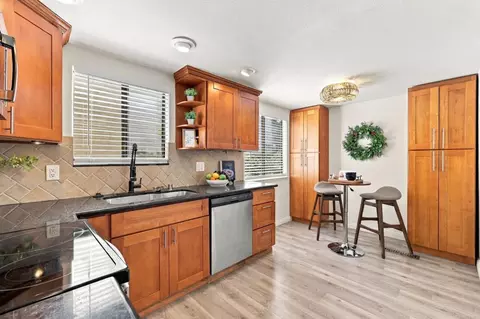 Kitchen - 1081 N Abbott Ave, Milpitas, CA 95035 photo 4 of 8