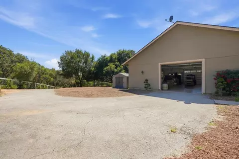 Exterior - 6755 Langley Canyon Rd, Salinas, CA 93907 photo 8 of 11