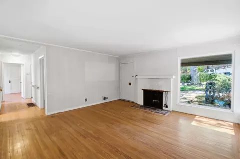 Living - 720 Hacienda Way, Millbrae, CA 94030 photo 3 of 4