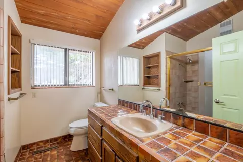 Bath - 25655 Ryan Pl, Carmel, CA 93923 photo 1 of 2