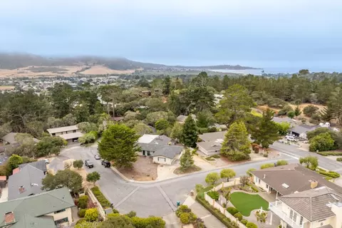 View/Area - 25655 Ryan Pl, Carmel, CA 93923 photo 2 of 6