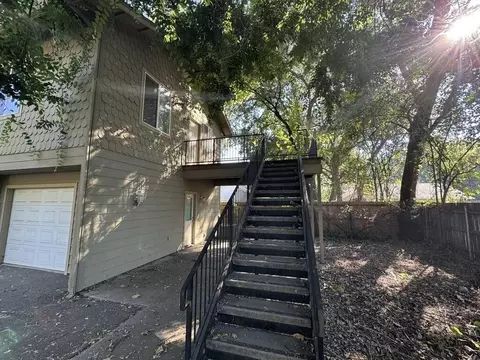 Exterior - 1170 E 9th St, Chico, CA 95928 photo 1 of 1