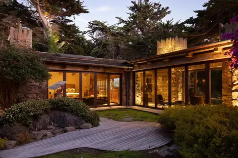 Exterior - 163 5 Spindrift Rd, Carmel, CA 93923 photo 3 of 9
