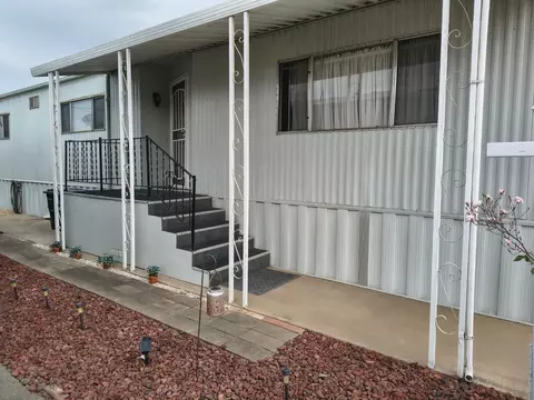 55 San Juan Grade Rd 11, Salinas, CA 93906