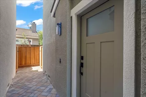 Exterior - 184 W Rincon Ave, Campbell, CA 95008 photo 2 of 4