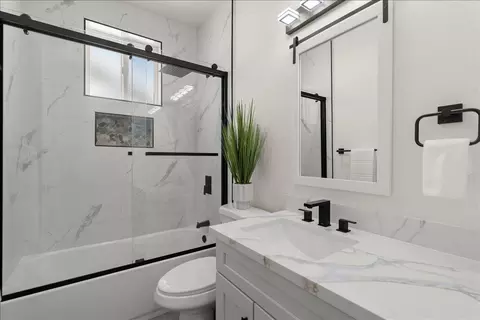 Bath - 184 W Rincon Ave, Campbell, CA 95008 photo 2 of 4