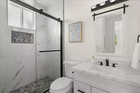 Bath - 184 W Rincon Ave, Campbell, CA 95008 photo 4 of 4
