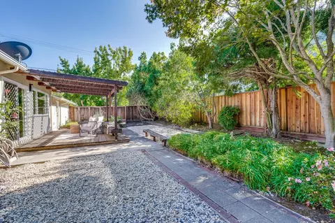 Exterior - 1680 Fordham Way, Mountain View, CA 94040 photo 7 of 10