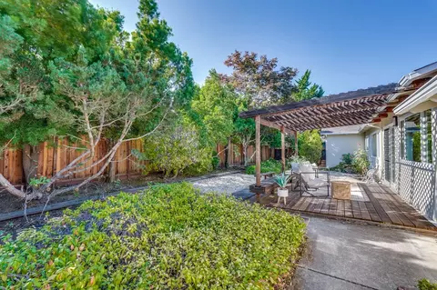 Exterior - 1680 Fordham Way, Mountain View, CA 94040 photo 6 of 10