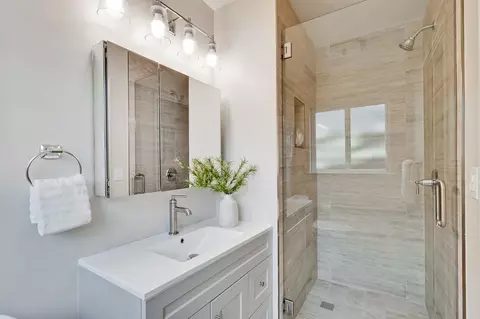 Bath - 1680 Fordham Way, Mountain View, CA 94040 photo 1 of 4