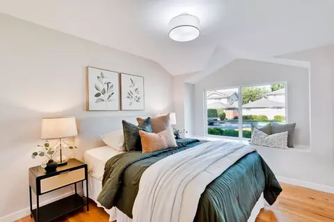 Bedroom - 1680 Fordham Way, Mountain View, CA 94040 photo 5 of 10