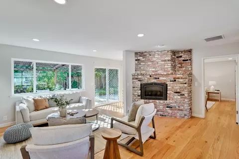Living - 1680 Fordham Way, Mountain View, CA 94040 photo 4 of 6