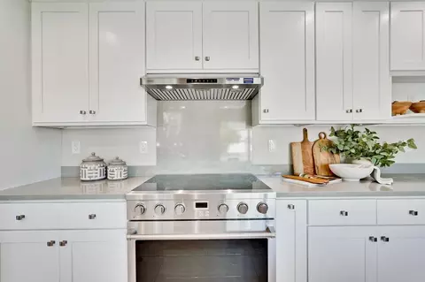 Kitchen - 1680 Fordham Way, Mountain View, CA 94040 photo 5 of 5