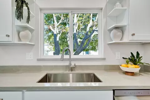 Kitchen - 1680 Fordham Way, Mountain View, CA 94040 photo 4 of 5