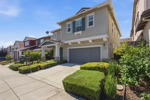 Exterior - 1080 Ruby Way, Gilroy, CA 95020 photo 3 of 14