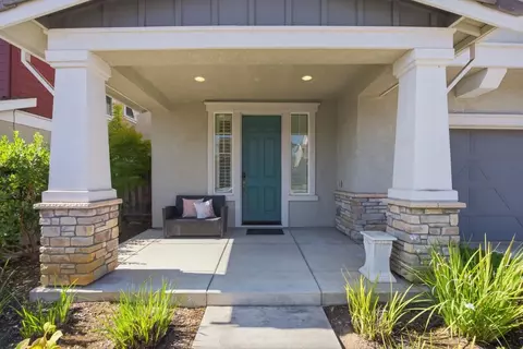 Exterior - 1080 Ruby Way, Gilroy, CA 95020 photo 5 of 14