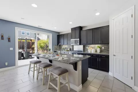 Kitchen - 1080 Ruby Way, Gilroy, CA 95020 photo 1 of 2