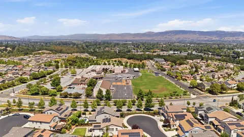 View/Area - 1080 Ruby Way, Gilroy, CA 95020 photo 3 of 4