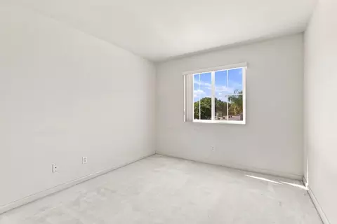 Bedroom - 691 Tulare Ct, Tracy, CA 95304 photo 7 of 12