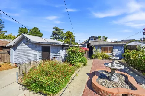 Exterior - 212 E Rincon Ave, Campbell, CA 95008 photo 8 of 11