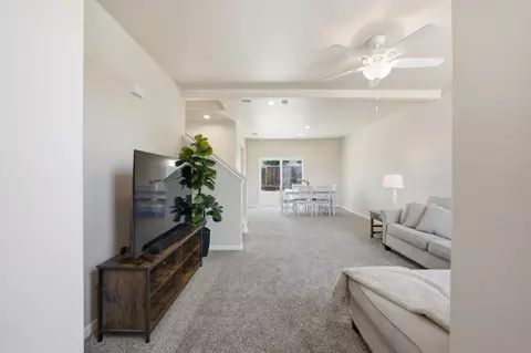 Entry Way - 458 Liberty Ct, Soledad, CA 93960 photo 1 of 6