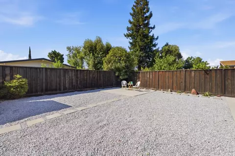 Exterior - 1633 Juniper St, Livermore, CA 94551 photo 13 of 14