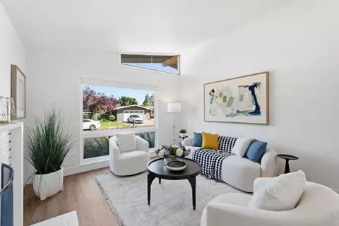 Living - 1633 Juniper St, Livermore, CA 94551 photo 1 of 3