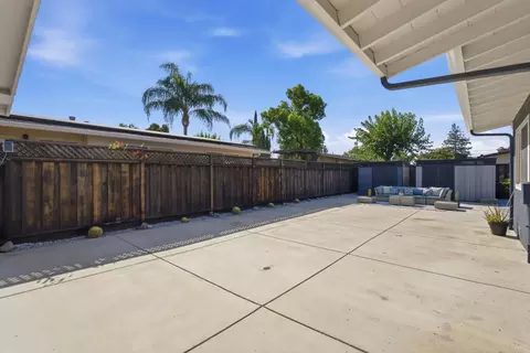Exterior - 1633 Juniper St, Livermore, CA 94551 photo 5 of 14