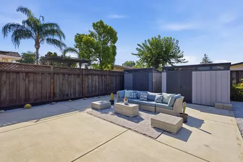 Exterior - 1633 Juniper St, Livermore, CA 94551 photo 4 of 14