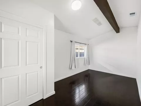 Bedroom - 100 Beacon Dr, Milpitas, CA 95035 photo 4 of 6