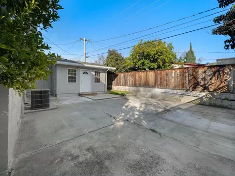 Exterior - 100 Beacon Dr, Milpitas, CA 95035 photo 4 of 5