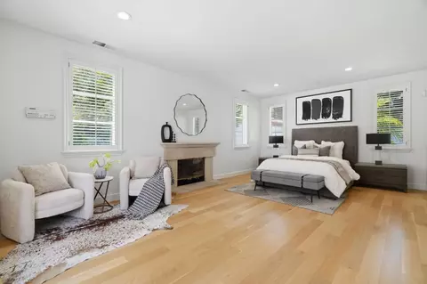 Bedroom - 27 Valley Rd, Atherton, CA 94027 photo 1 of 6