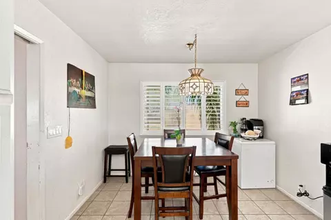 Dining - 925 Ohio Ave, Modesto, CA 95358 photo 3 of 4