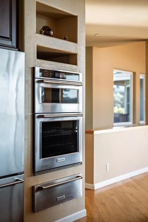 Kitchen - 213 Sand St, Aptos, CA 95003 photo 9 of 9