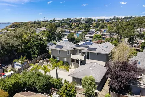 View/Area - 213 Sand St, Aptos, CA 95003 photo 3 of 12