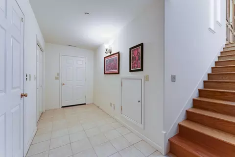 Entry Way - 213 Sand St, Aptos, CA 95003 photo 8 of 9