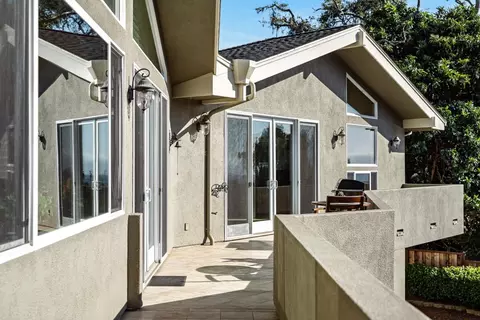 Exterior - 213 Sand St, Aptos, CA 95003 photo 4 of 19