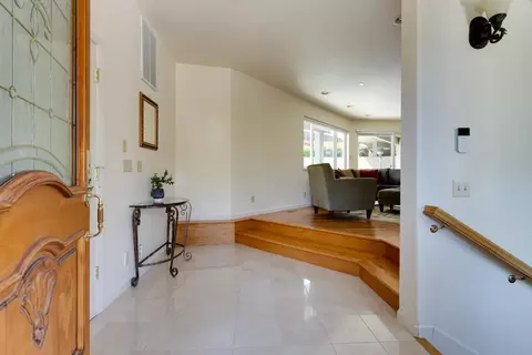 Entry Way - 213 Sand St, Aptos, CA 95003 photo 9 of 9